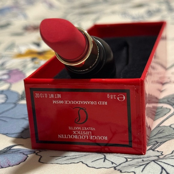 Christian Louboutin Rouge Louboutin Velvet Matte | Red Dramadouce | Lipstick - Picture 8 of 10